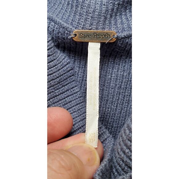 Free People Sz XS Softly Structured Knit Tunic Sweater Gray Oversized C6-25 - Picture 5 of 9